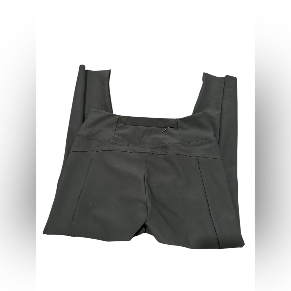 Athleta Ultimate Stash Pocket Leggings – Dark Olive – Size SP - Picture 3 of 7